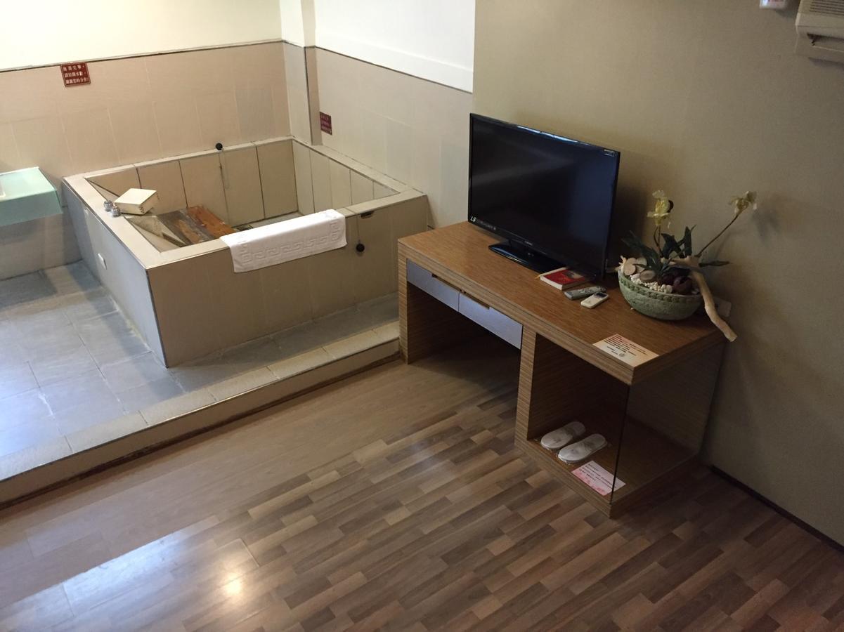 Hefong Deyang Hotspring Hotel Yilan Bagian luar foto